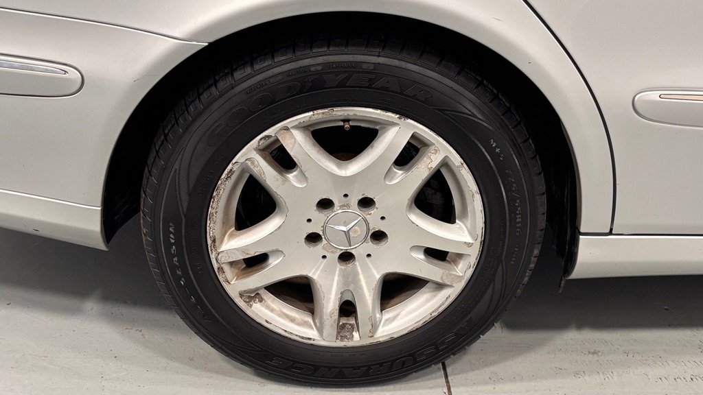 Used 2004 Mercedes-Benz E 320 4MATIC Sedan image 33