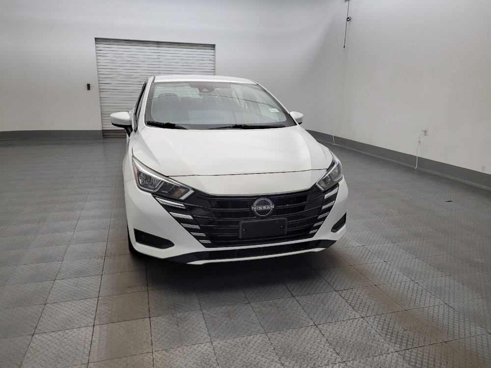 Used 2024 Nissan Versa SV FWD image 14