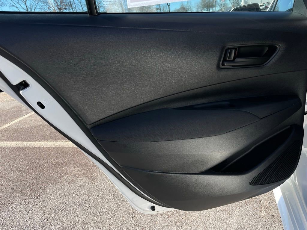 Used 2024 Toyota Corolla LE image 37