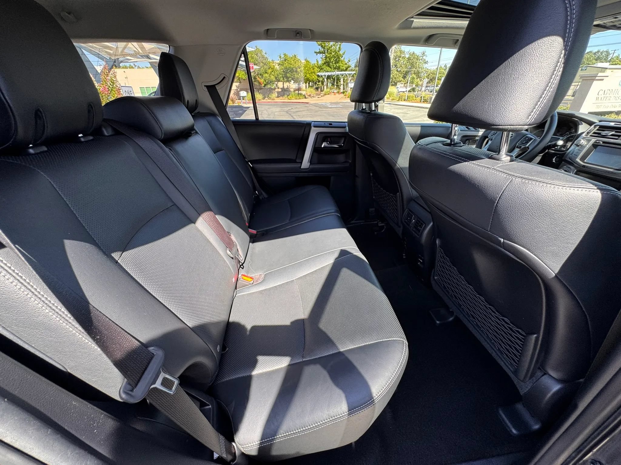 Used 2018 Toyota 4Runner Limited AWD/4WD image 15