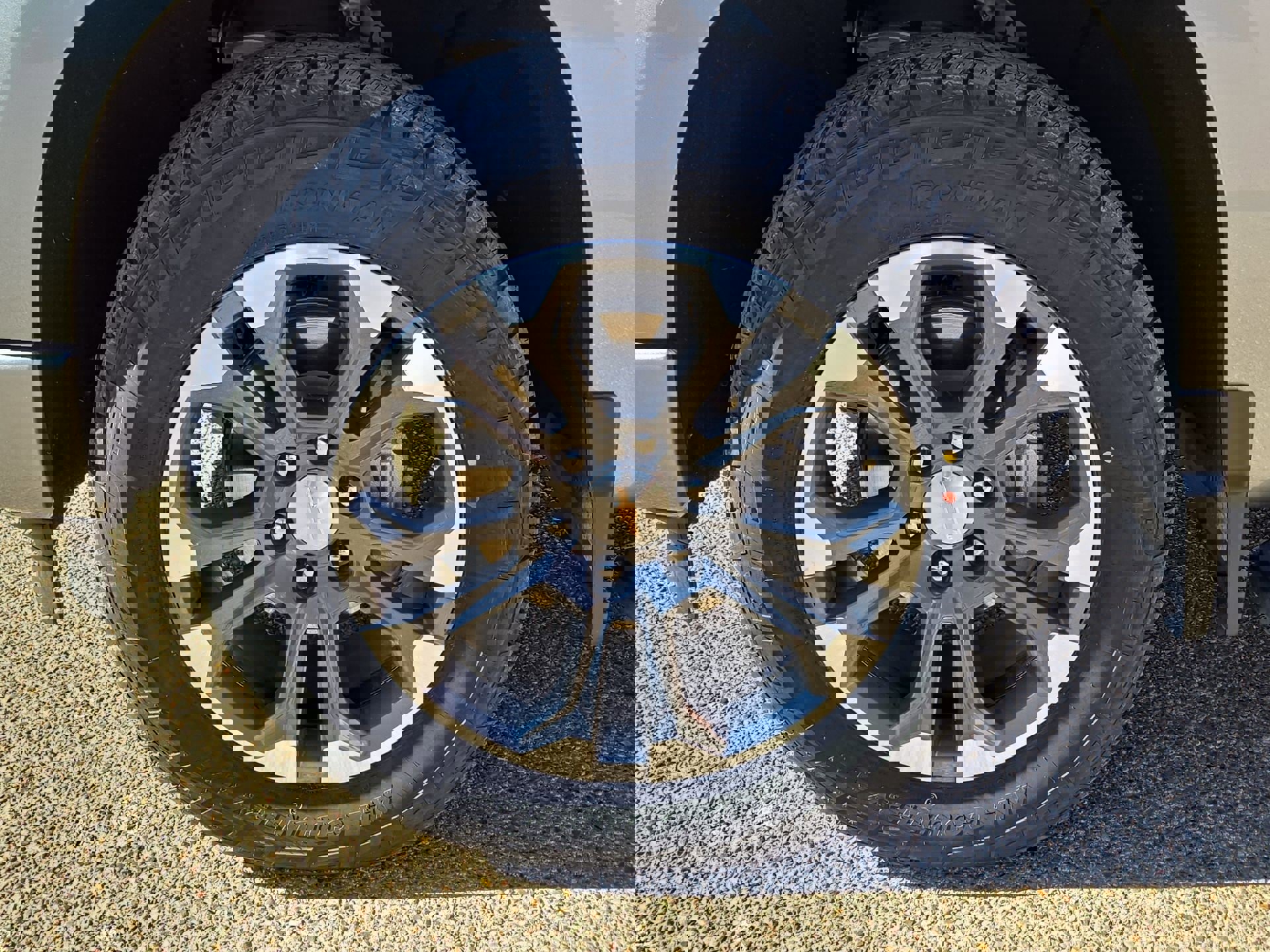 Used 2025 Chevrolet Silverado 1500 High Country w/ Technology Package image 11