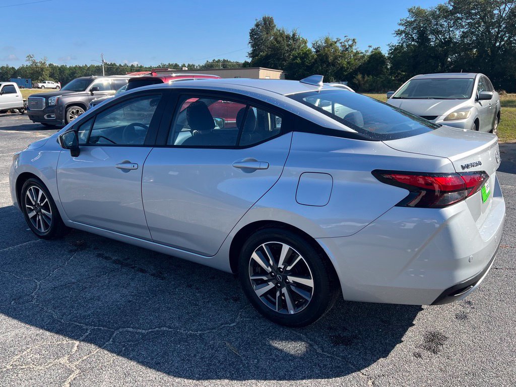 Used 2025 Nissan Versa SV FWD image 25