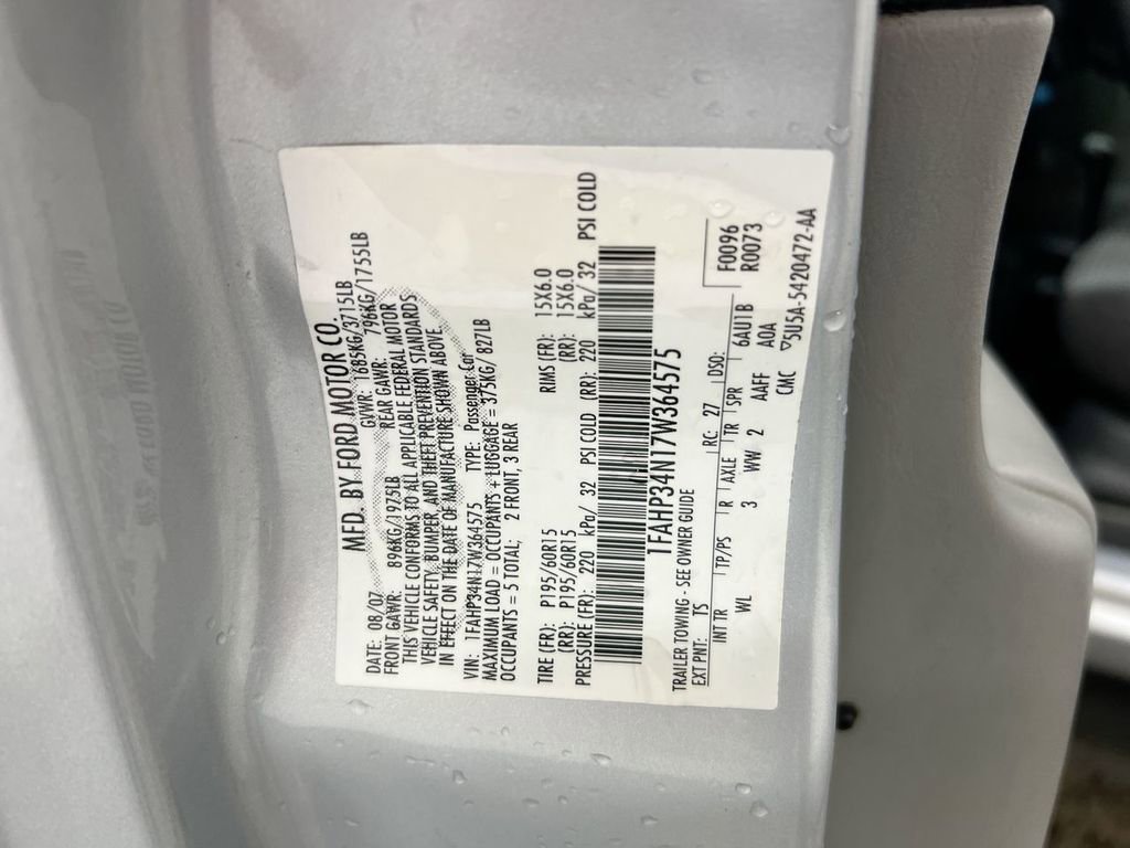 Used 2007 Ford Focus S FWD image 25