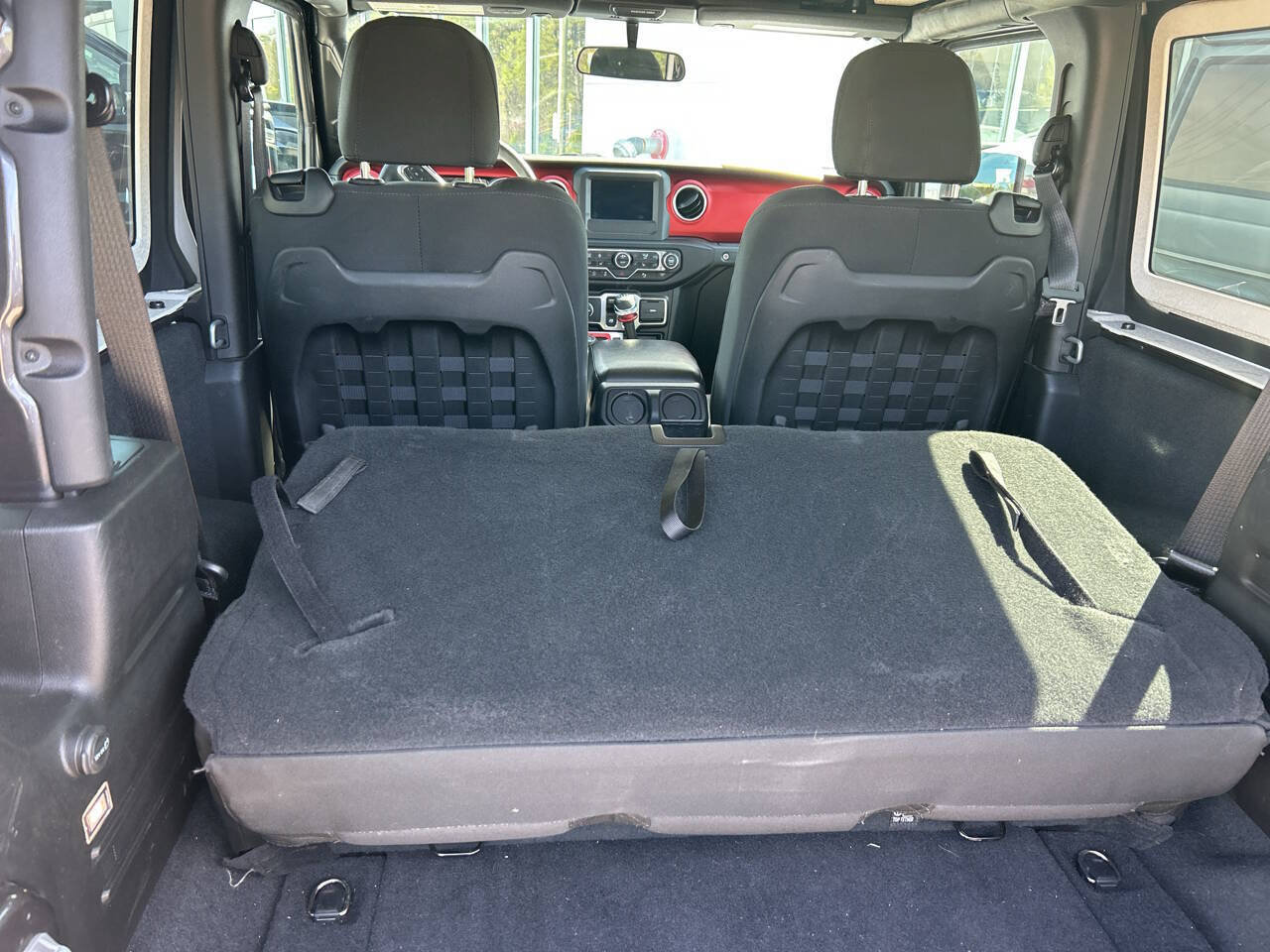 Used 2019 Jeep Wrangler Rubicon w/ Steel Bumper Group AWD/4WD image 45