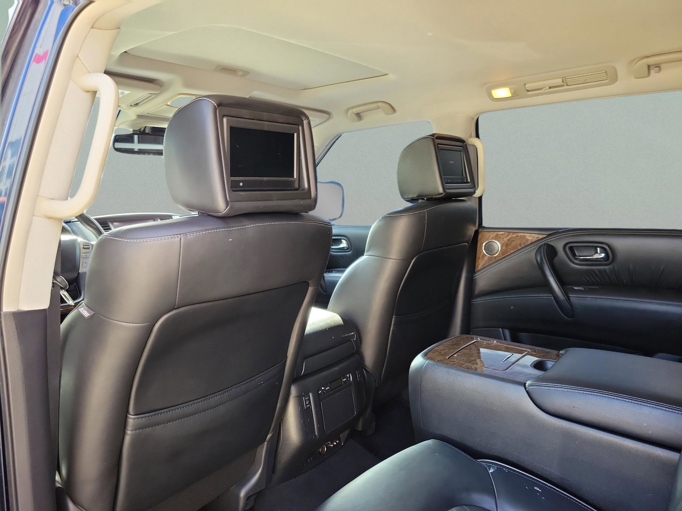 Used 2017 INFINITI QX80 2WD w/ Driver Assistance Package image 11