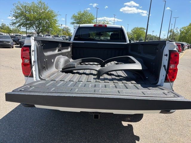 Used 2018 Chevrolet Silverado 1500 LT w/ LT Convenience Package AWD/4WD image 14