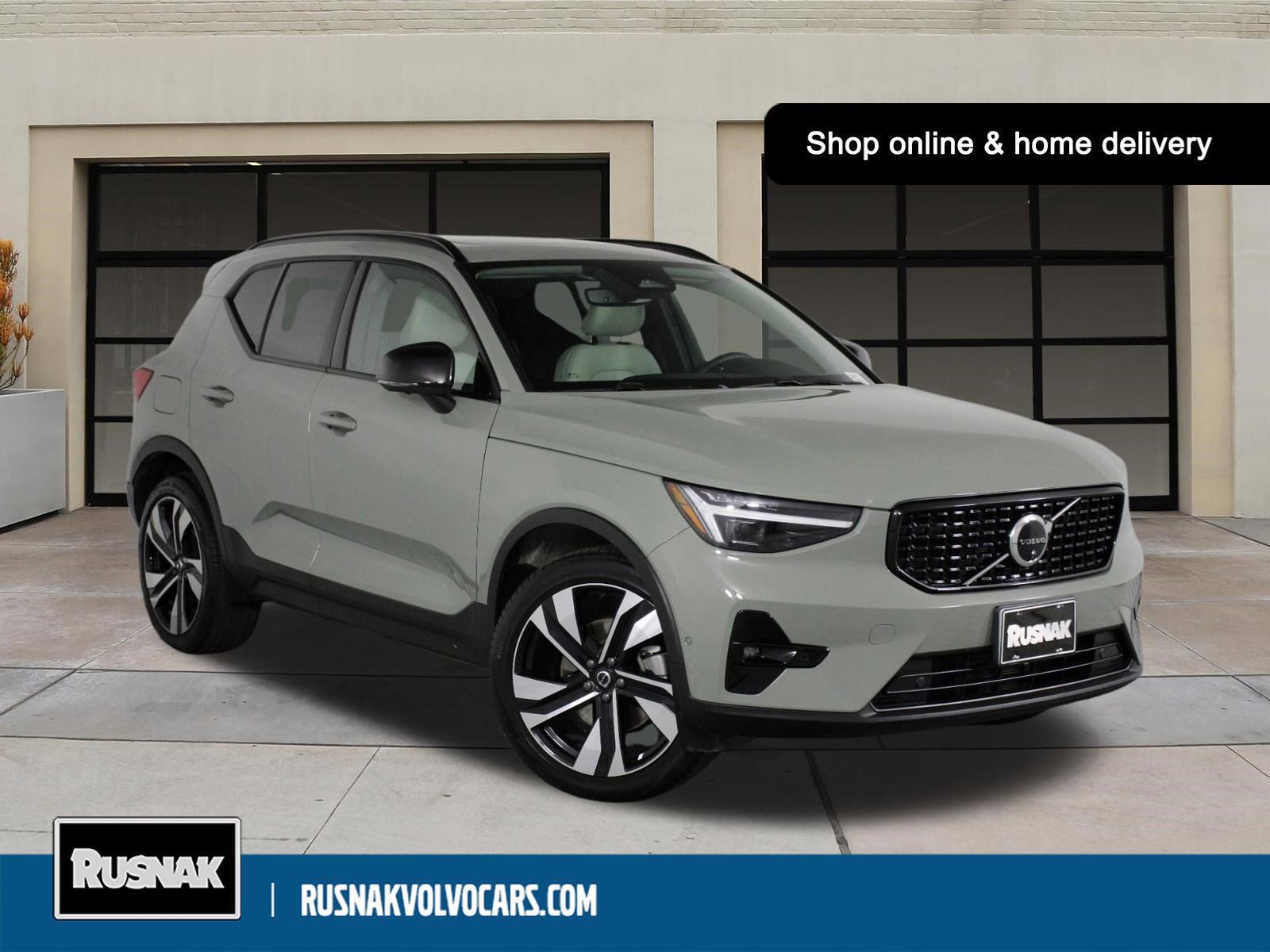 Certified 2023 Volvo XC40 B5 Ultimate w/ Protection Package Premier