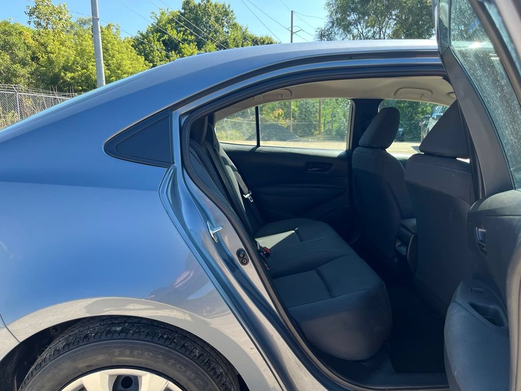 Used 2024 Toyota Corolla LE FWD image 29