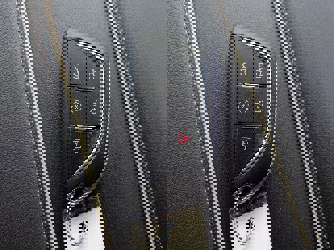 Used 2022 Cadillac Escalade Premium Luxury image 28