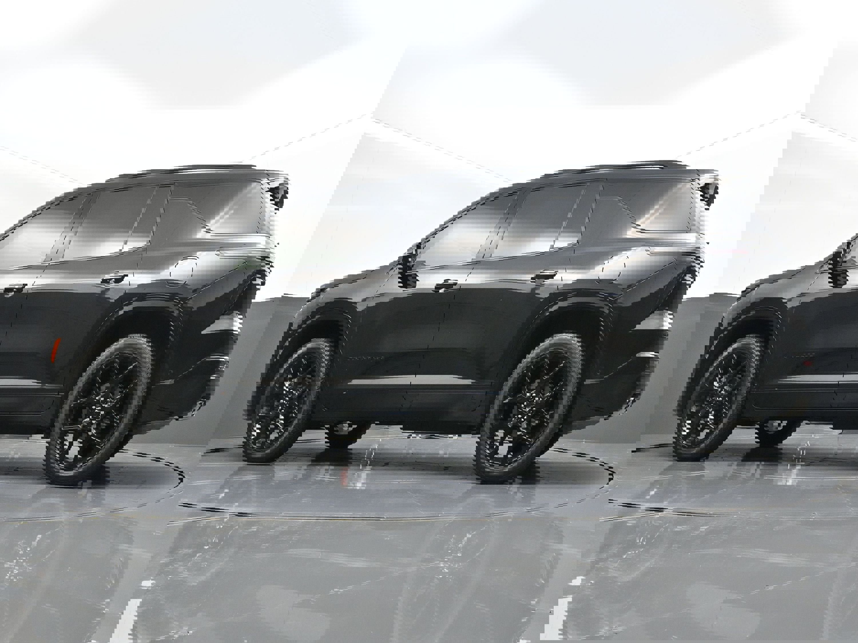 Certified 2024 Chevrolet Traverse RS w/ LPO, Floor Liner Package image 49