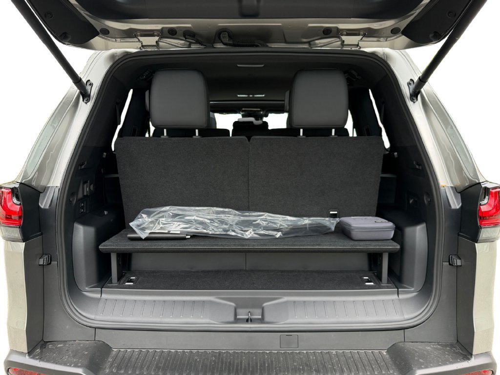New 2026 Lexus LX 700h F Sport w/ Accessory Package (Z1) AWD/4WD image 10