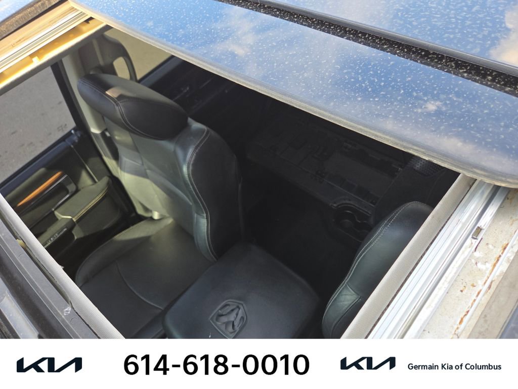 Used 2016 RAM 1500 Laramie w/ Convenience Group AWD/4WD image 32
