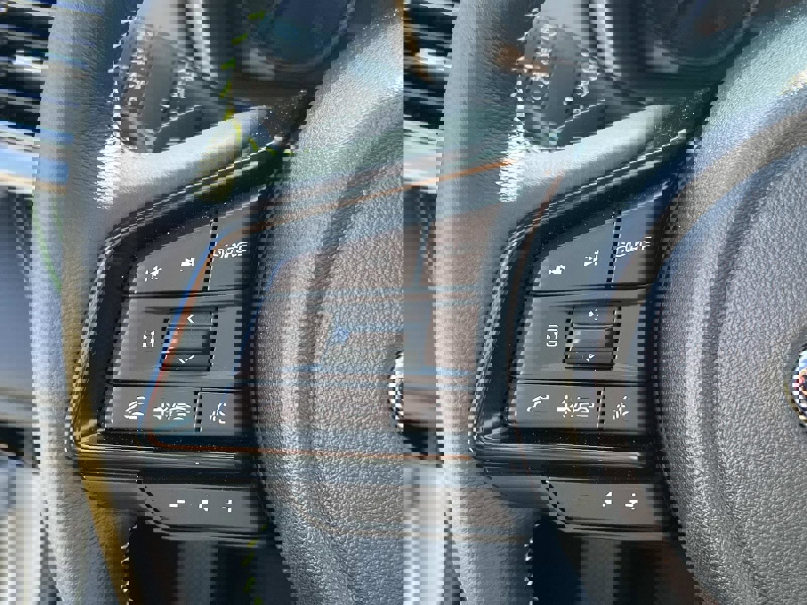 Certified 2025 Subaru Outback Onyx Edition w/ Popular Package #2 image 25