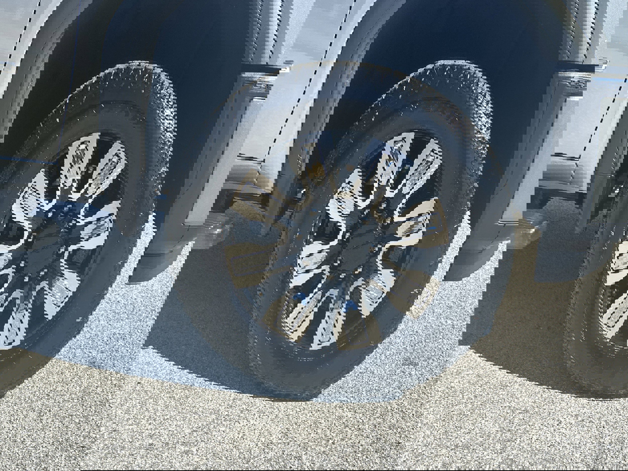 Used 2024 GMC Sierra 2500 Denali w/ Denali Reserve Package image 12