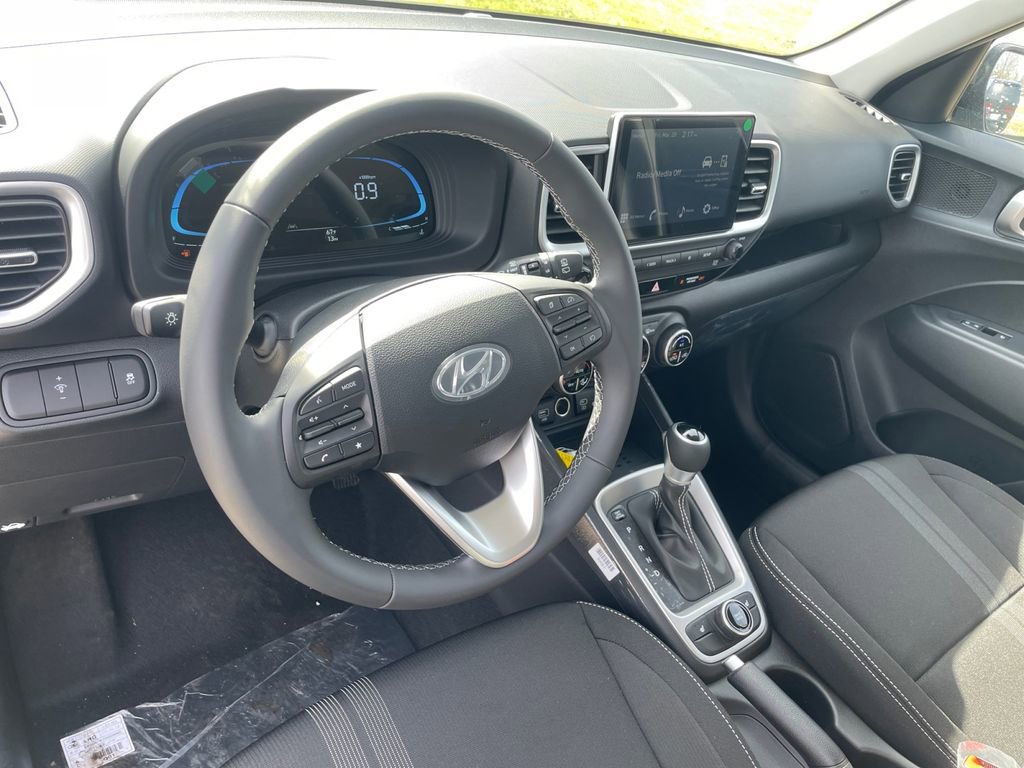 New 2026 Hyundai Venue SEL image 9