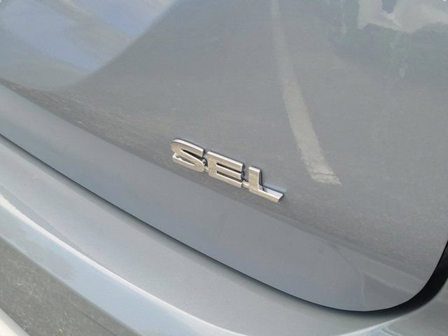 Used 2025 Mitsubishi Outlander SEL FWD image 5