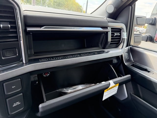 New 2026 Ford F350 Platinum image 14