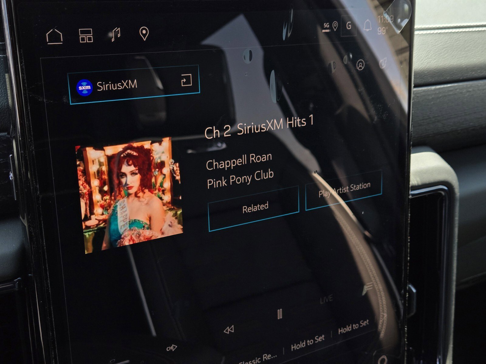 New 2025 GMC Yukon AT4 Ultimate w/ LPO, AT4 Appearance Package image 14