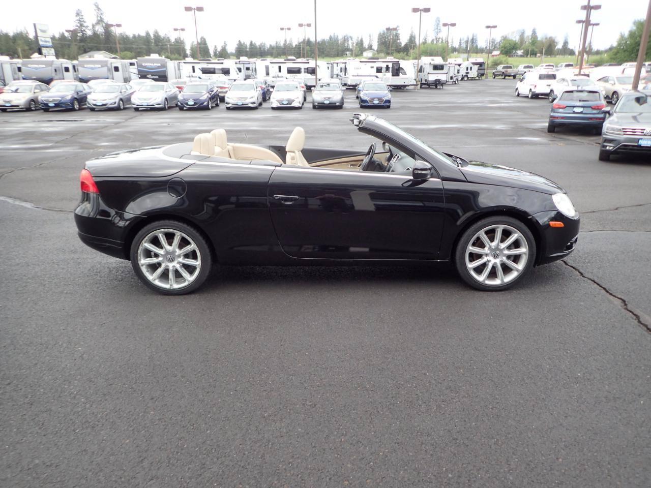 Used 2010 Volkswagen Eos Lux FWD image 14