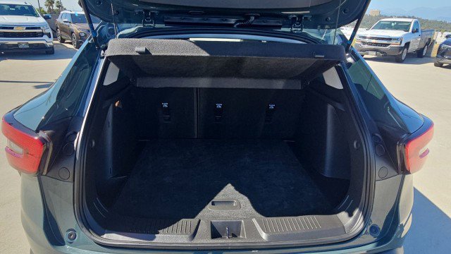 Used 2025 Chevrolet Trax LT w/ Sunroof Package FWD image 26