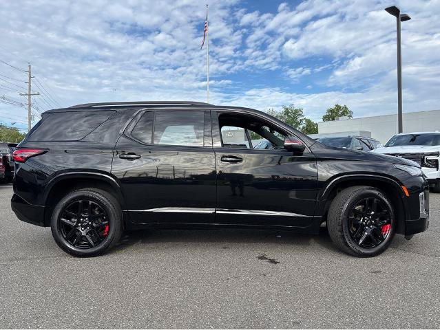 Used 2024 Chevrolet Traverse Premier w/ Redline Edition AWD/4WD image 5