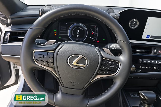 Used 2024 Lexus ES 300h w/ Premium Package FWD image 13
