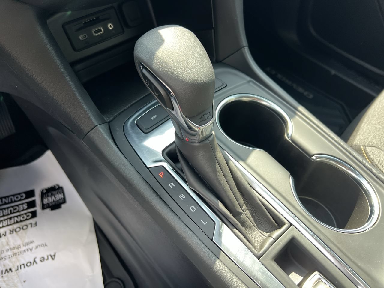 Used 2024 Chevrolet Equinox LT AWD/4WD image 26