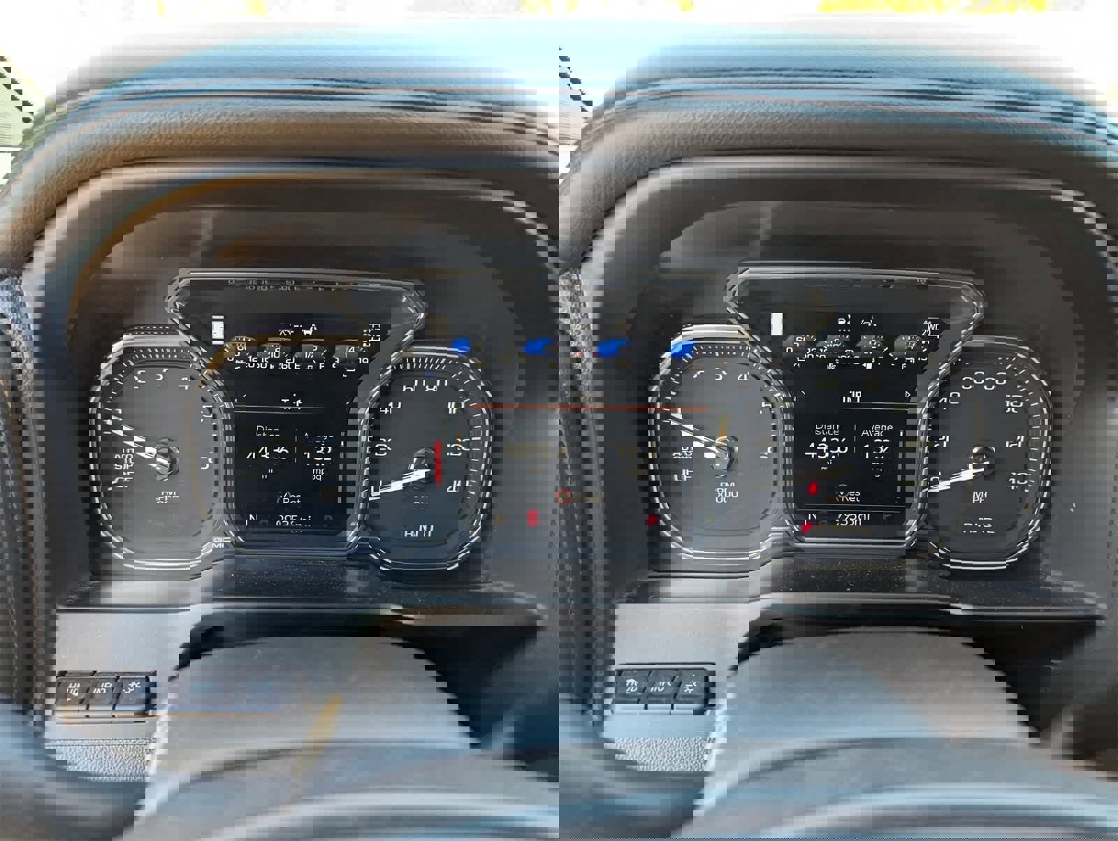 Used 2021 GMC Sierra 1500 AT4 w/ AT4 Premium Package image 32