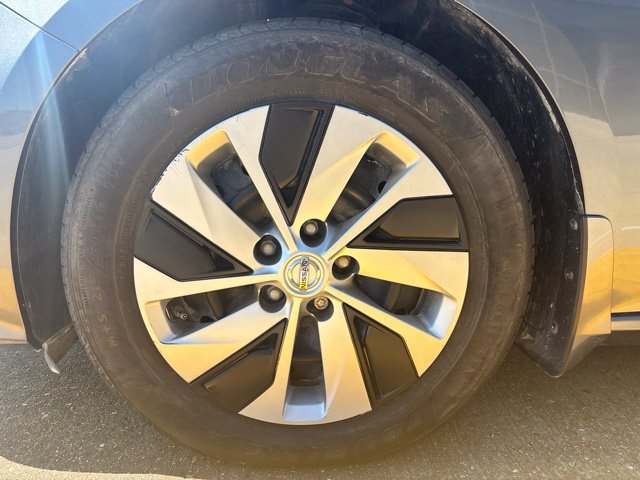 Used 2019 Nissan Altima 2.5 S FWD image 12