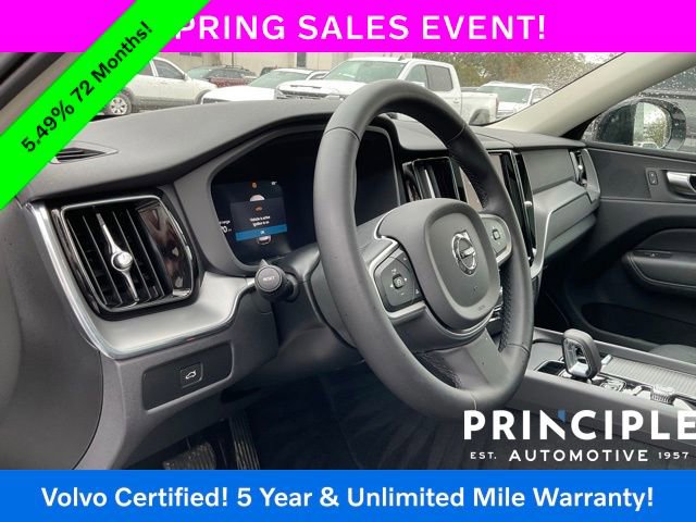 Certified 2025 Volvo XC60 B5 Core image 16