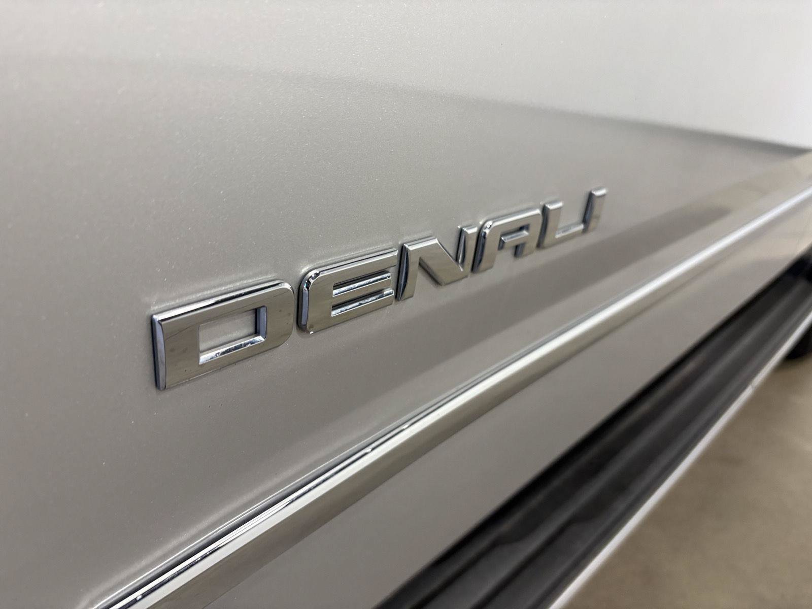 Used 2018 GMC Yukon Denali AWD/4WD image 50