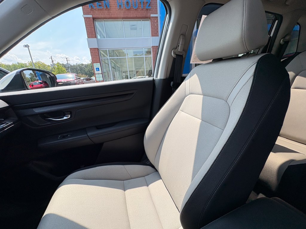 Used 2025 Honda CR-V EX image 12