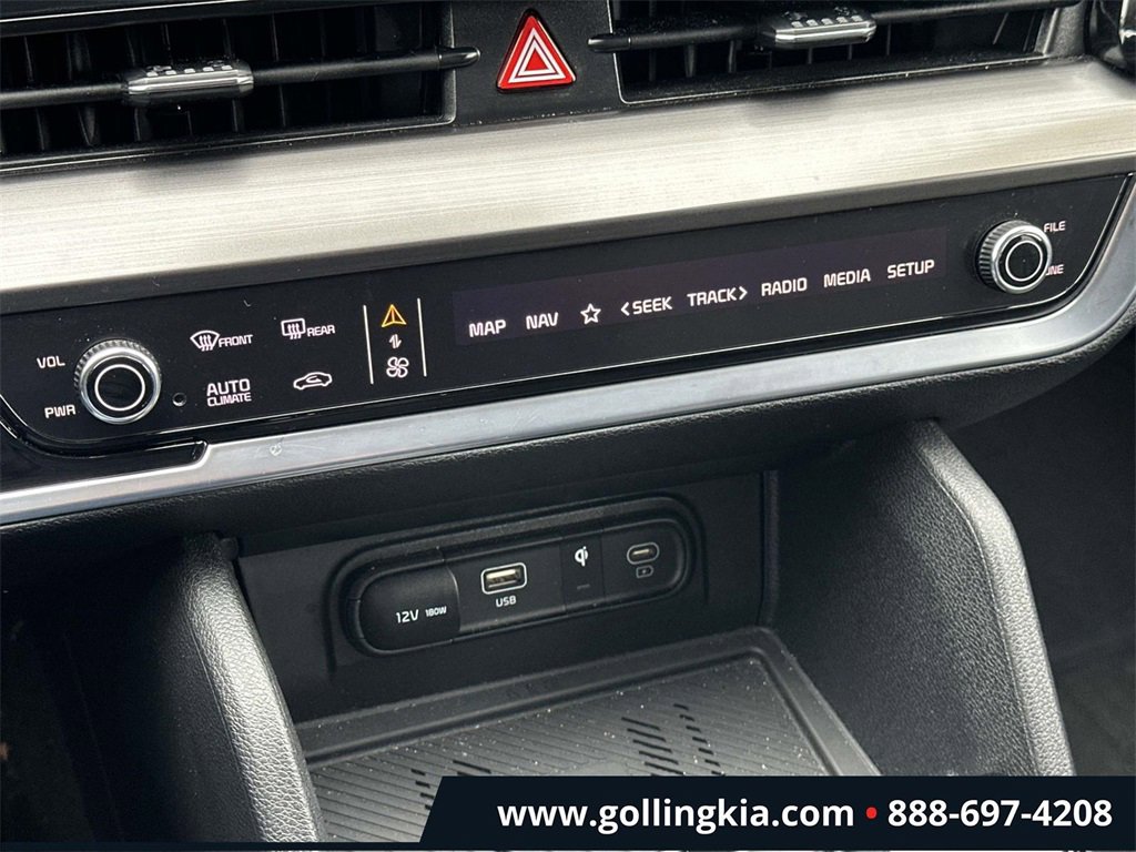 Certified 2025 Kia Sportage EX image 25