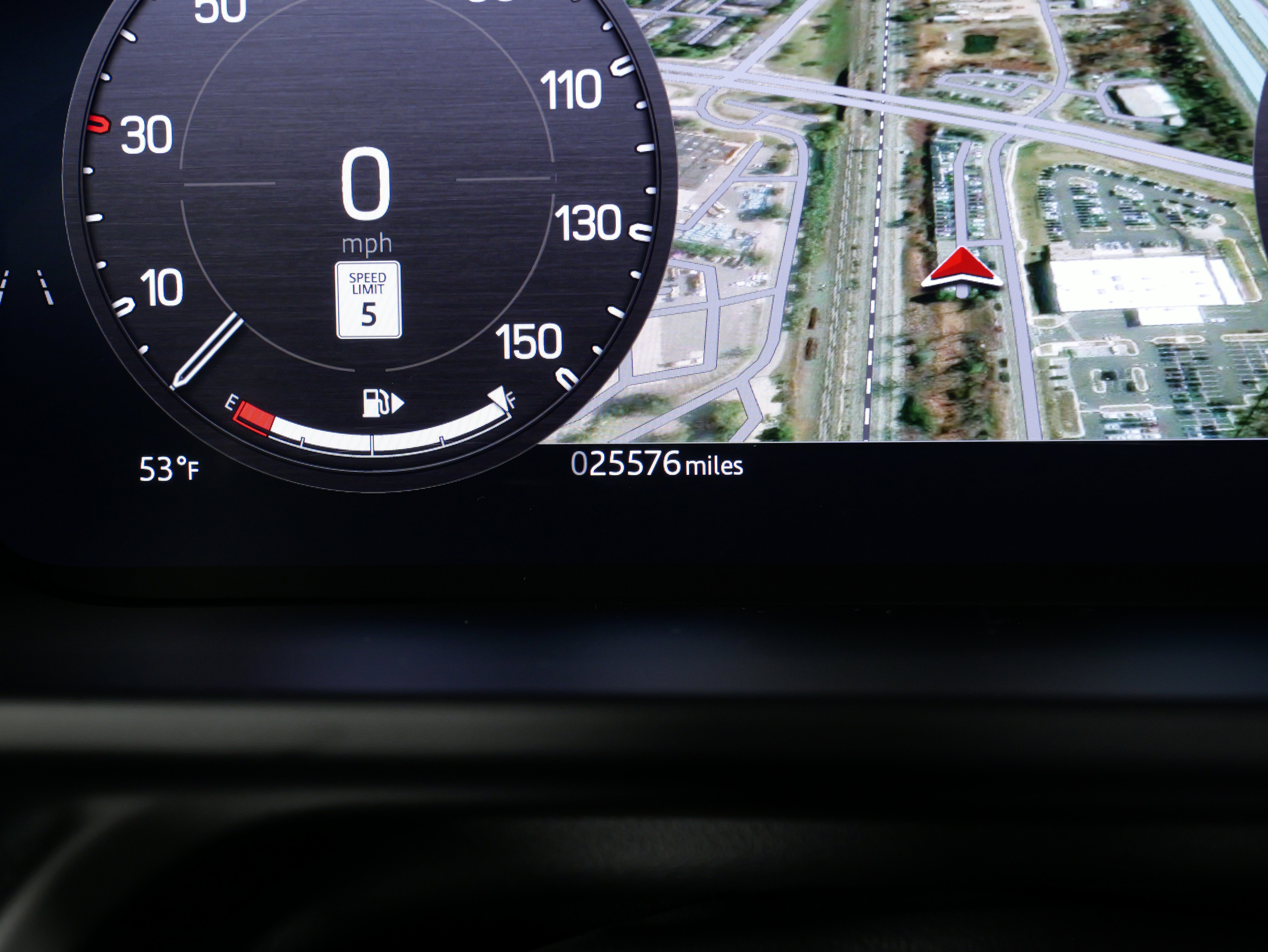 Used 2024 Land Rover Defender 110 S image 42