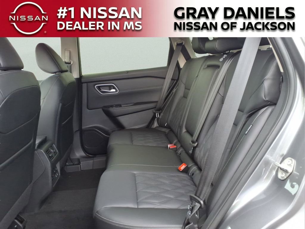 New 2026 Nissan Rogue Platinum image 26