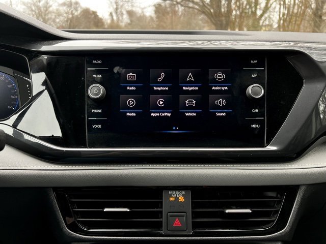 Used 2022 Volkswagen Taos SEL w/ Panoramic Sunroof Package image 36