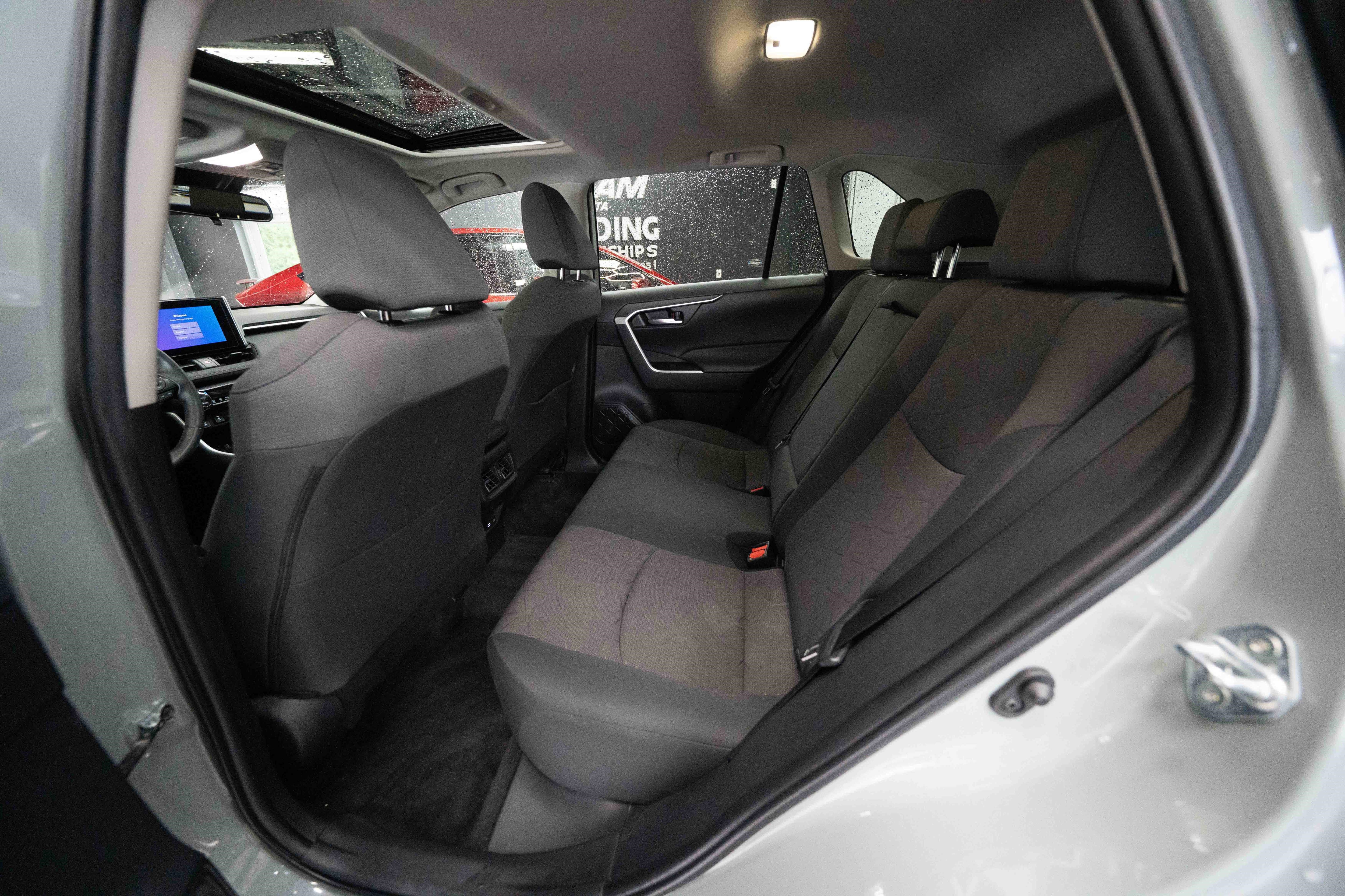 Used 2023 Toyota RAV4 XLE w/ Convenience Package AWD/4WD image 27