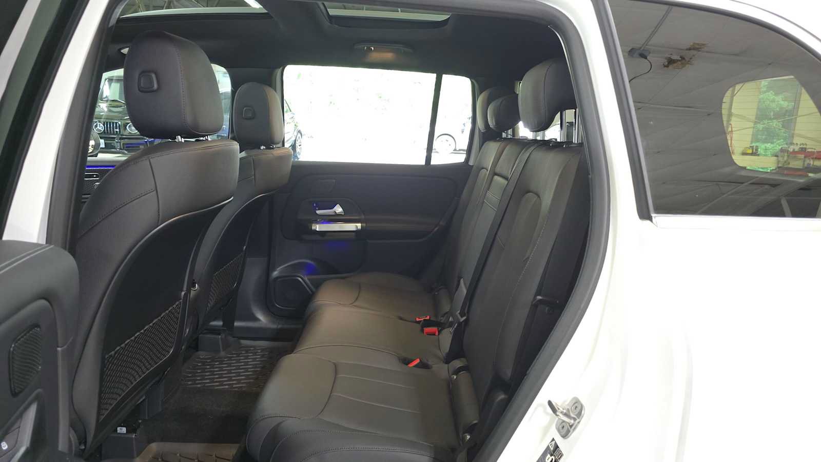 Certified 2026 Mercedes-Benz GLB 250 4MATIC image 17