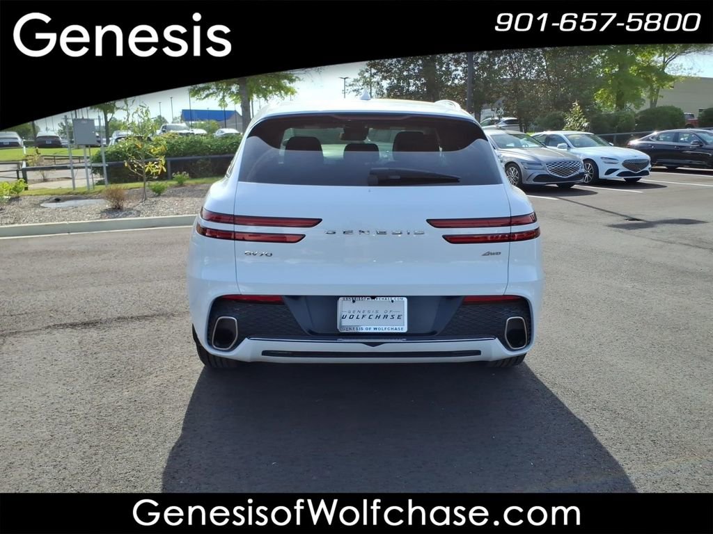Used 2023 Genesis GV70 2.5T w/ Select Package image 4