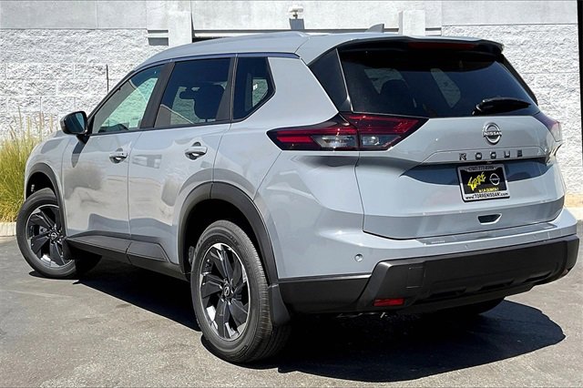 New 2026 Nissan Rogue SV image 2