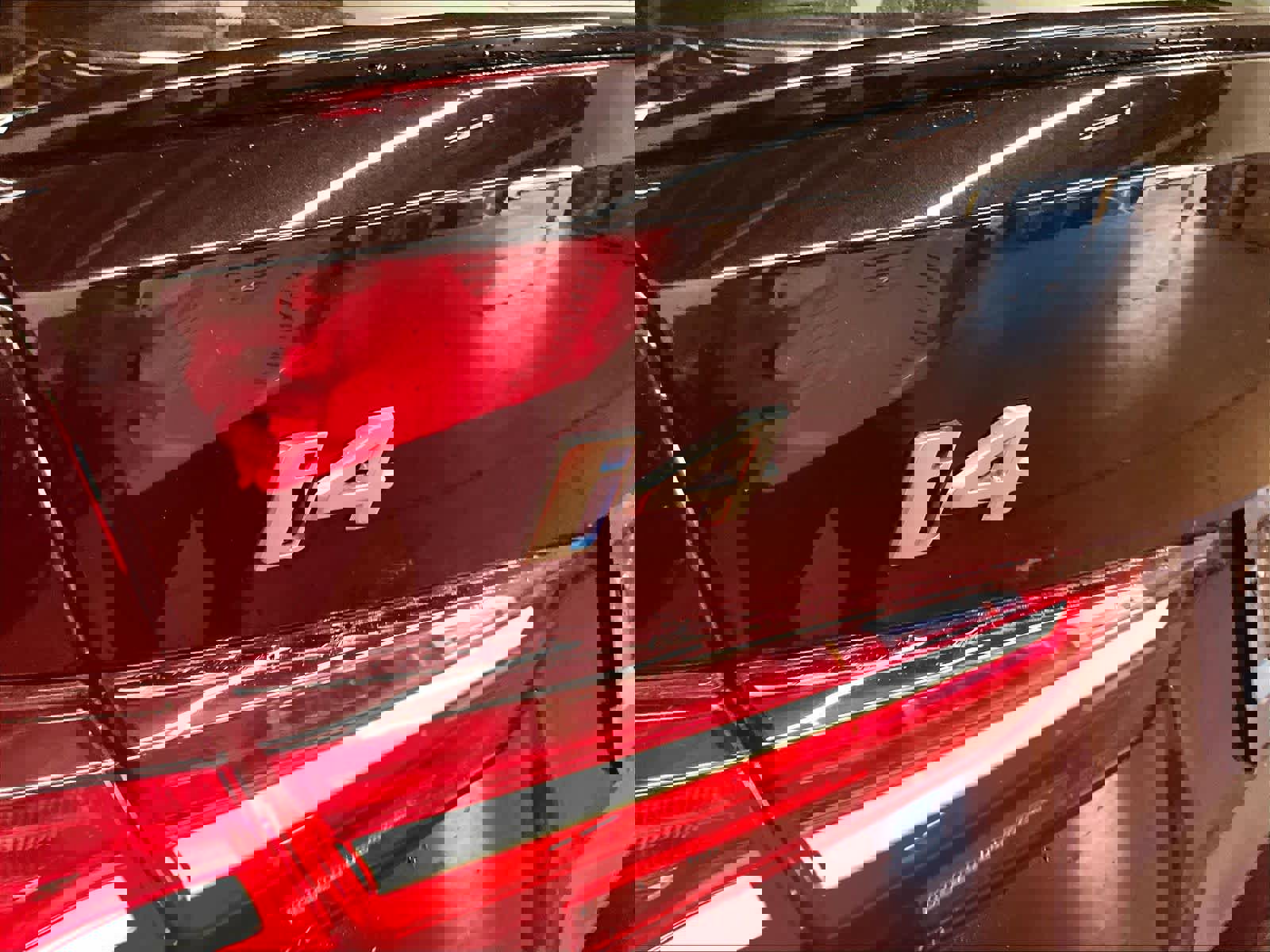 Used 2023 BMW i4 eDrive40 w/ M Sport Package image 11