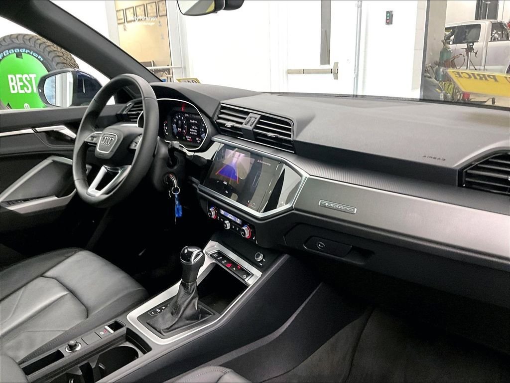 Used 2025 Audi Q3 2.0T Premium AWD/4WD image 14