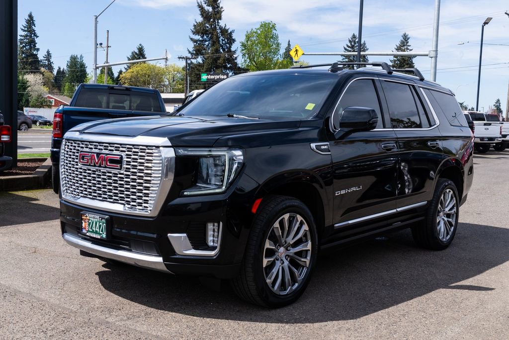 Used 2021 GMC Yukon Denali w/ Denali Premium Package AWD/4WD image 2