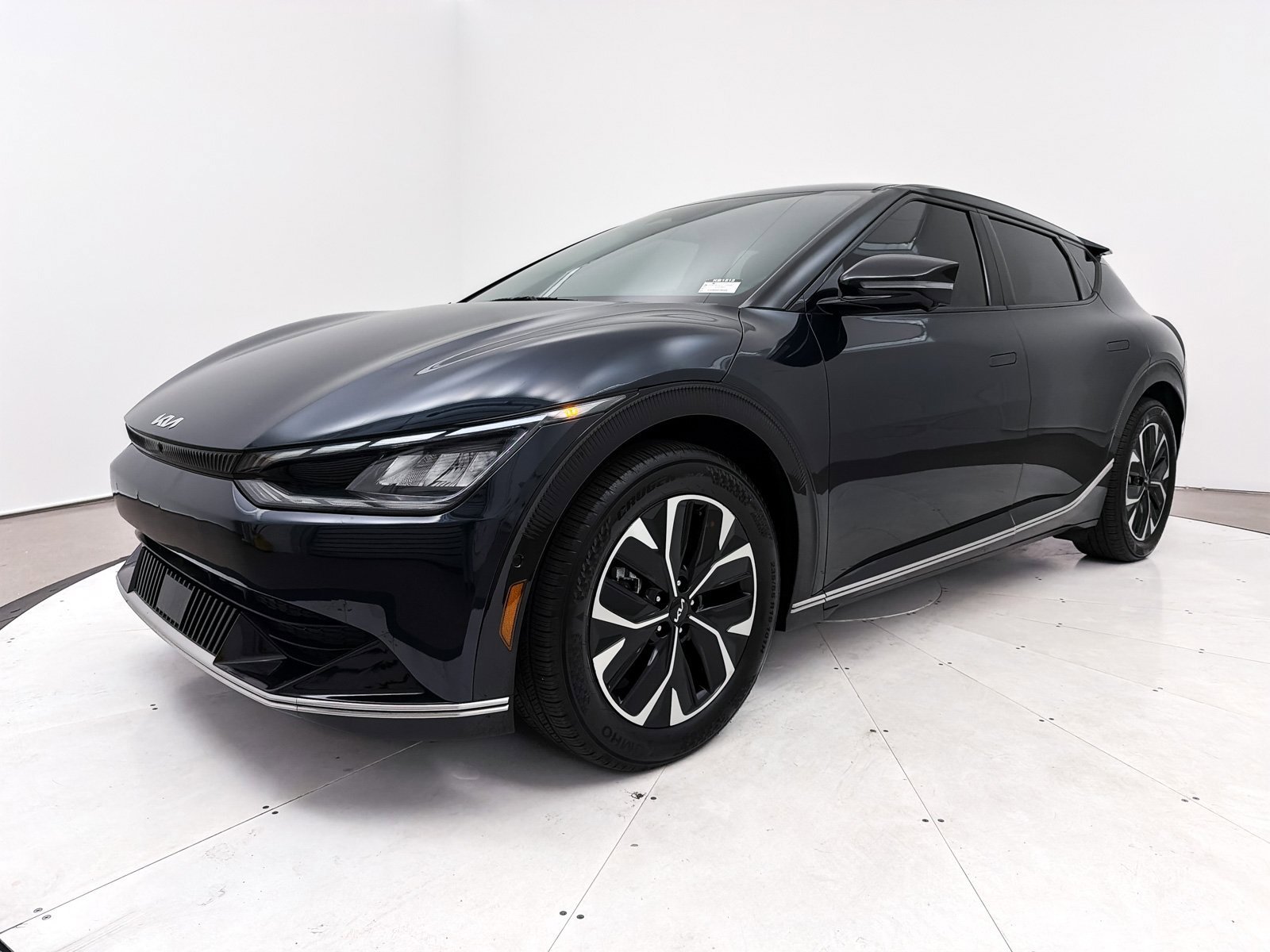 Used 2023 Kia EV6 Wind w/ Wind Technology Package image 14