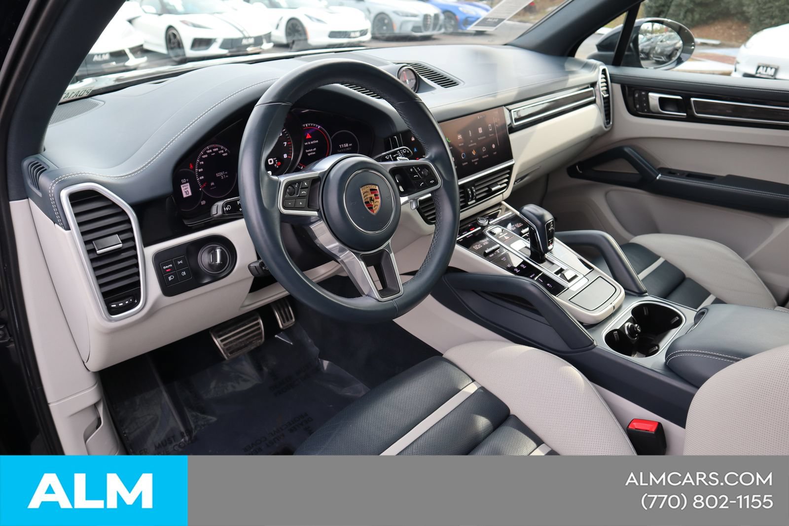 Used 2023 Porsche Cayenne S Platinum w/ Assistance Package AWD/4WD image 10