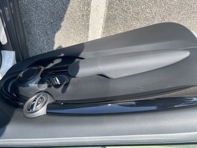 Used 2021 MINI Cooper S FWD image 28