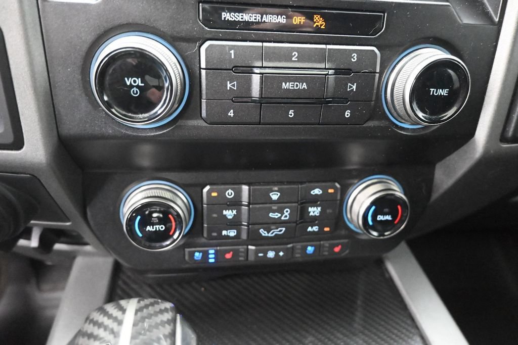 Used 2019 Ford F150 Raptor w/ Equipment Group 802A Luxury AWD/4WD image 28