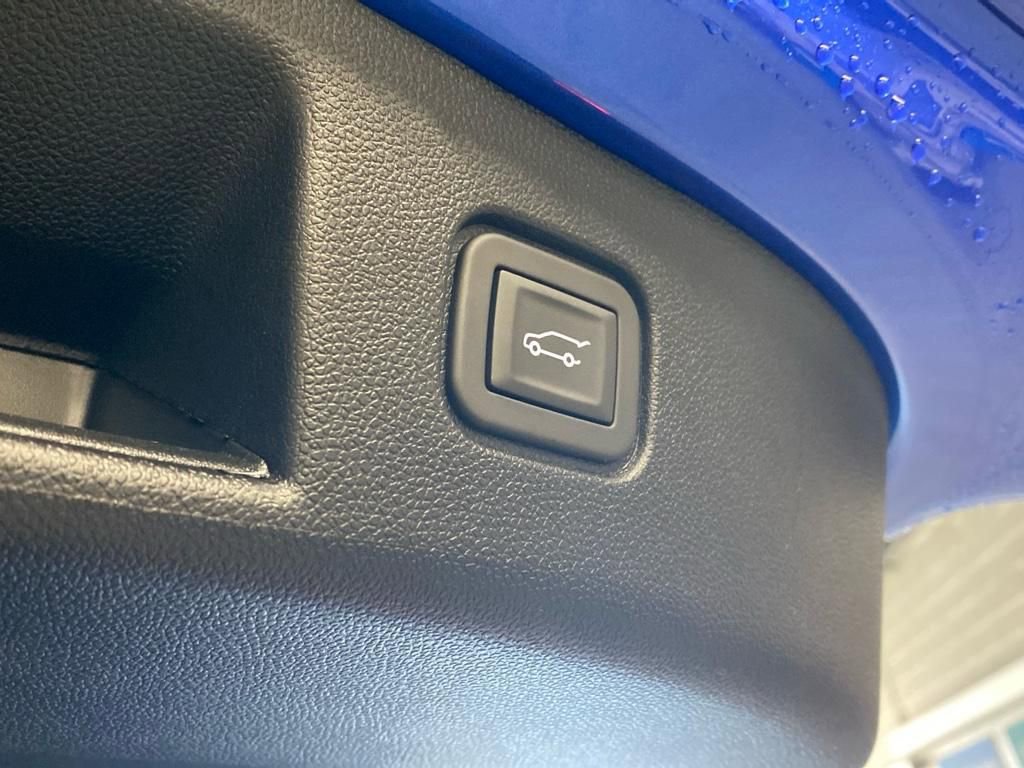 New 2025 Chevrolet Blazer EV LT image 8