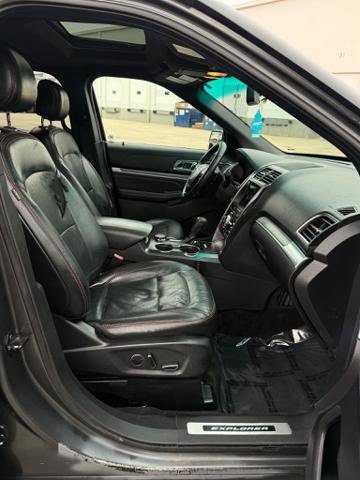Used 2017 Ford Explorer Sport w/ Equipment Group 401A image 13