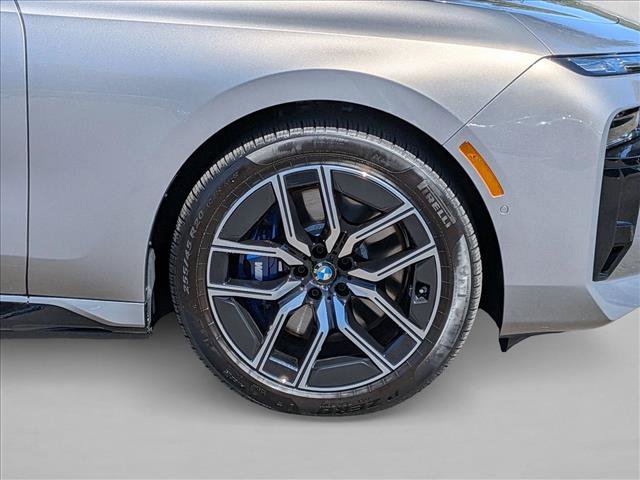 Used 2026 BMW i7 xDrive60 AWD/4WD image 26